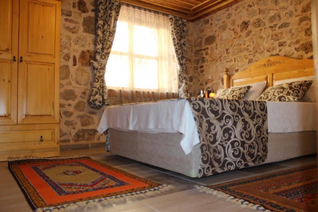 Hotel Casa Franco Old Town Antalia Esterno foto